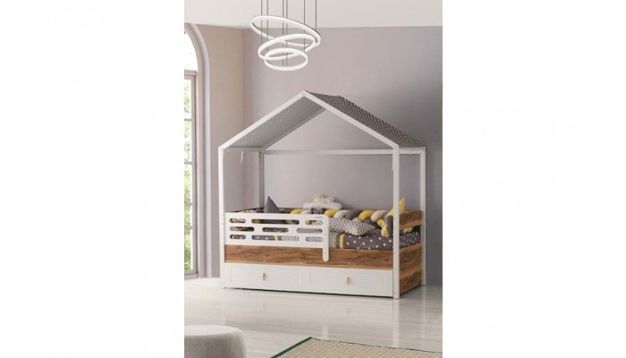 Pelit Çatılı Montessori Pelit Çatılı Montessori