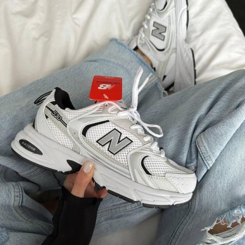 New Balance 530