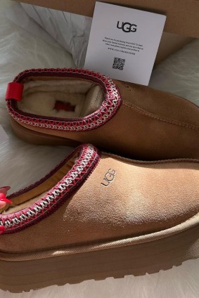 UGG Tazz Taba