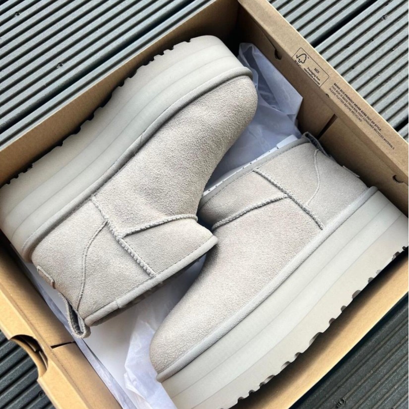 UGG Platform Bej