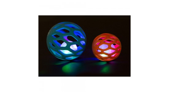 Karlie Kaucuk Led Lambali Köpek Oyuncağı 8 Cm